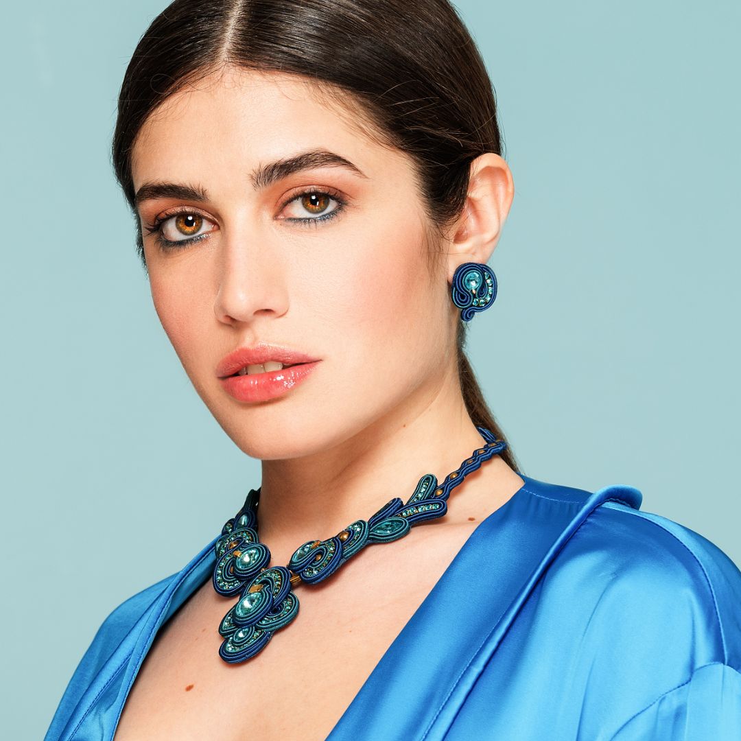 Earrings 'Elizabeth' small