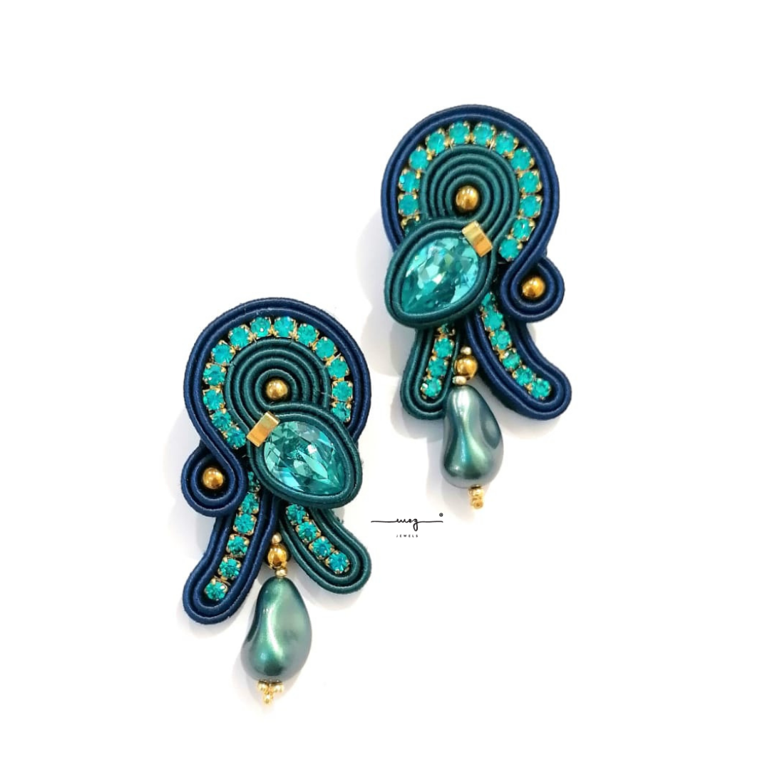 Earrings 'Elizabeth' medium