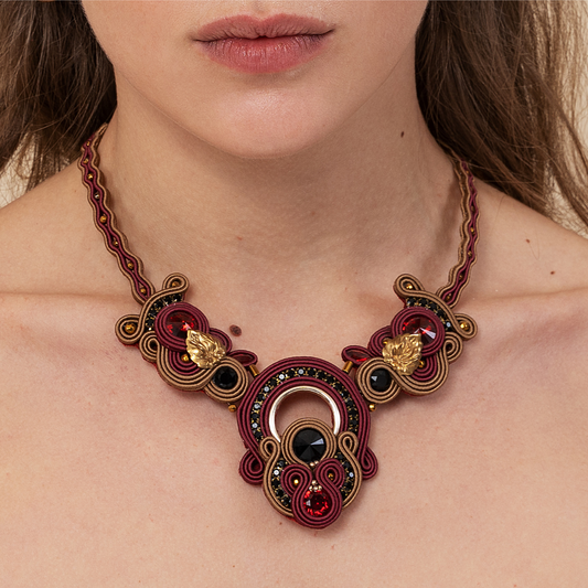 Collana ORIENTE